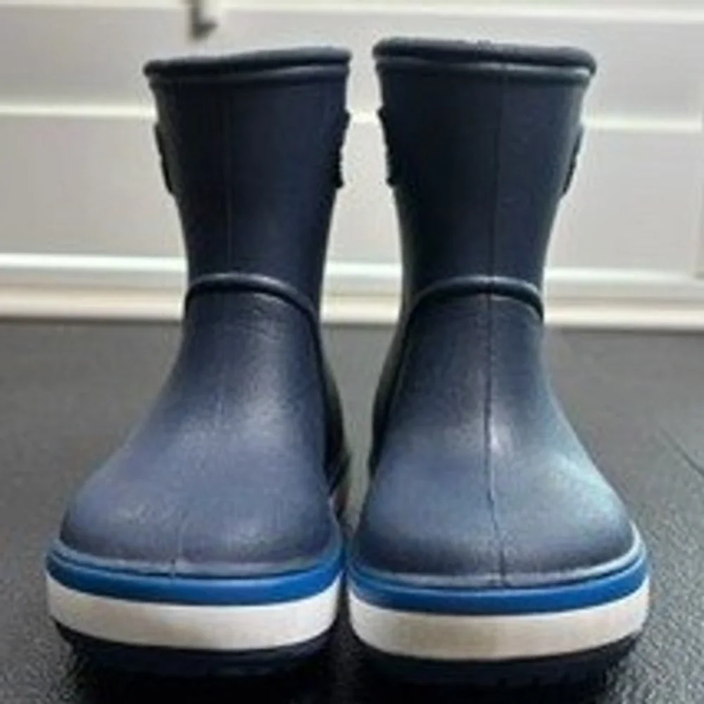 Crocs Kids Crocband Rain Boots Navy Blue Waterproof Pull On Handles Size C6